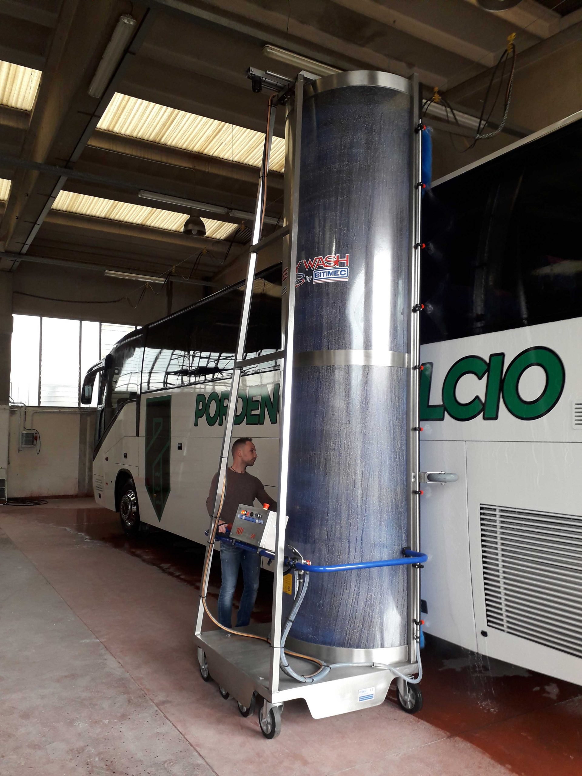 Bitimec Speedy Wash 101 BB - Bus washing - Image 8